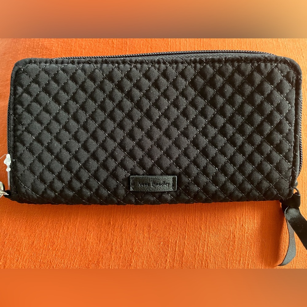 Vera Bradley RFID Accordion Wristlet